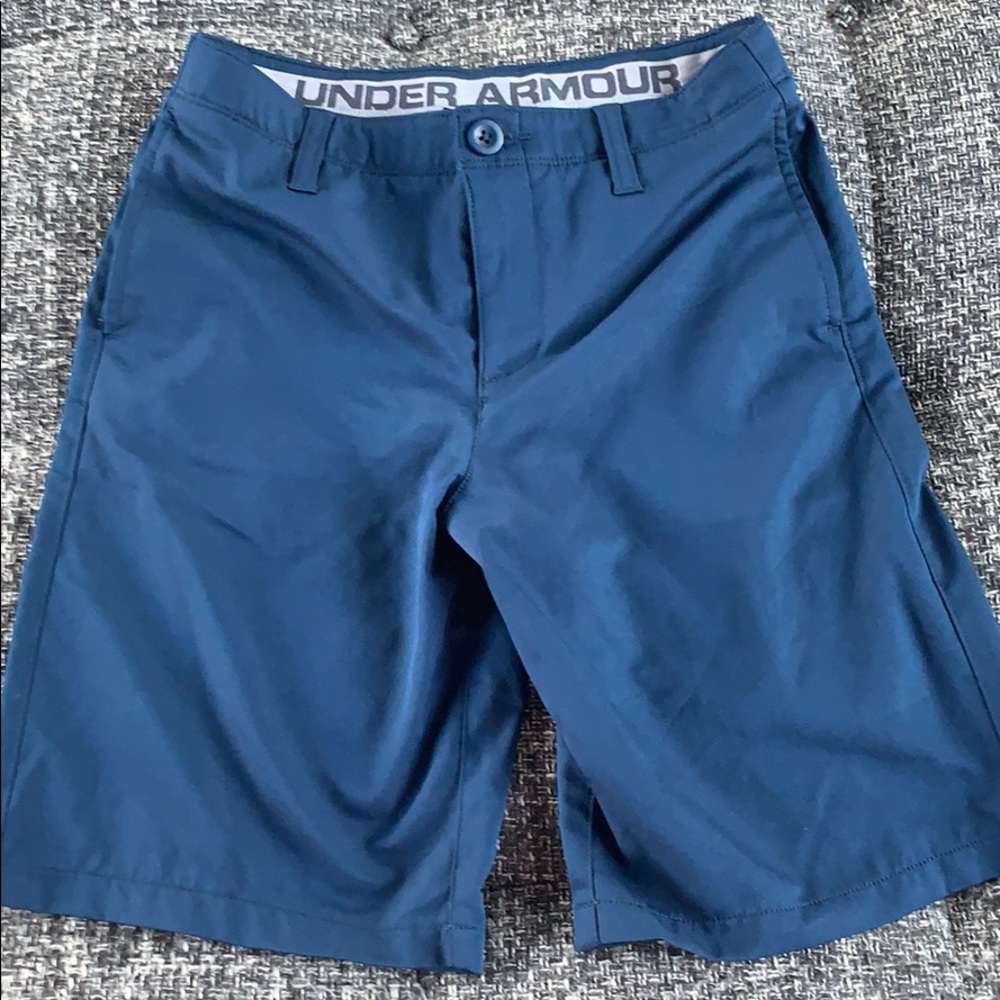 Under Armour golf shorts